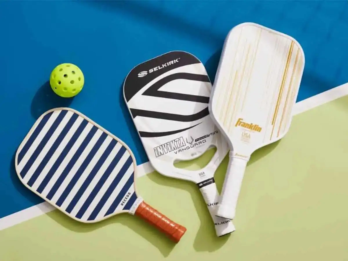 Vì Sao Mặt Vợt Sạch Giúp Bạn Chơi Pickleball Hay Hơn Và Bền Hơn?