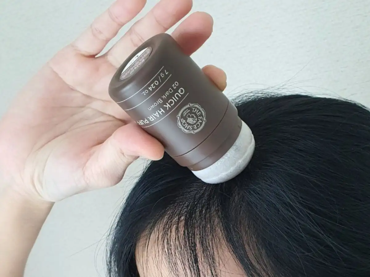 Định nghĩa phấn che khuyết điểm tóc