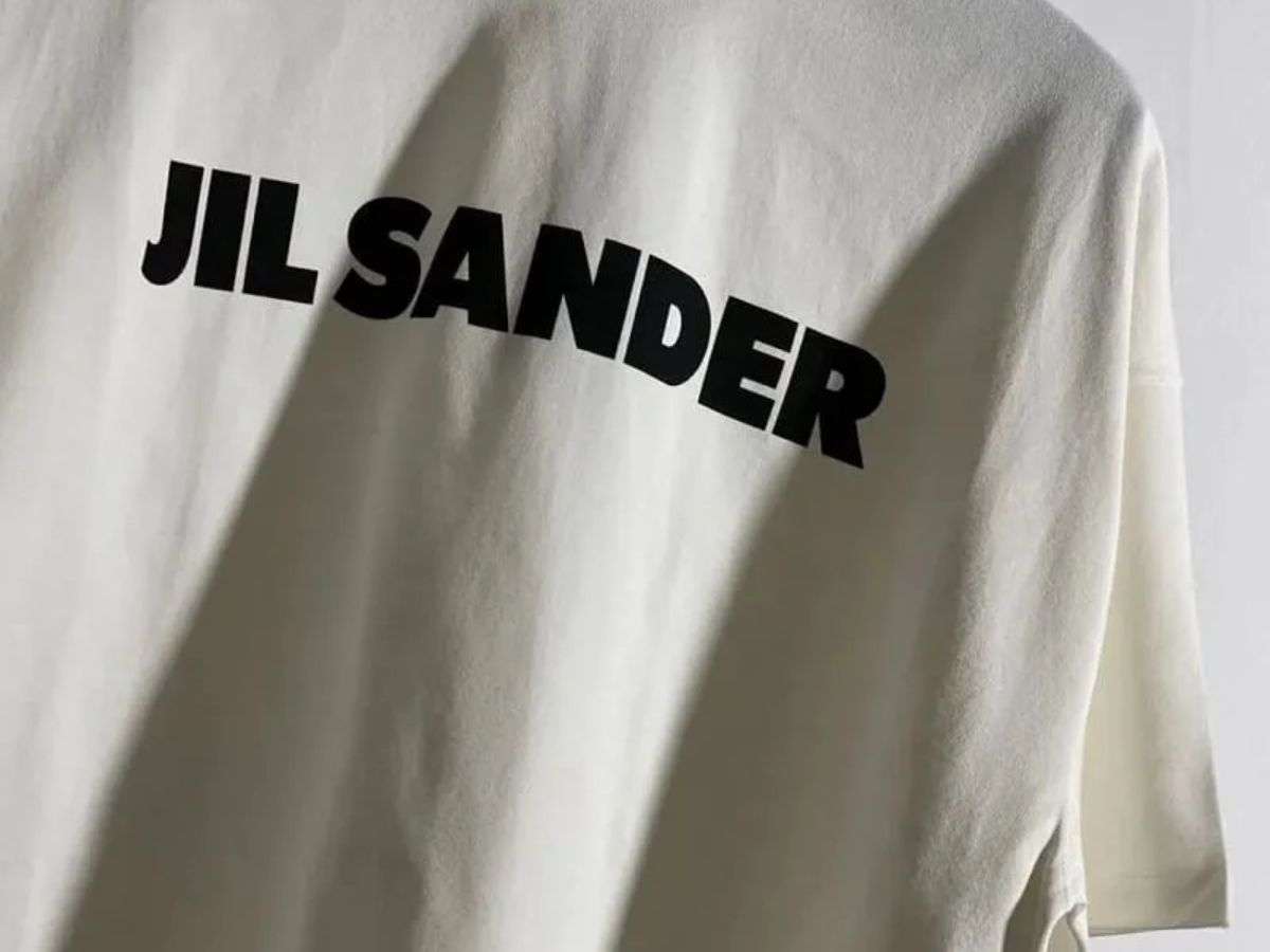 Jil Sander là thương hiệu thời trang Đức đồng nghĩa với phong cách tối giản