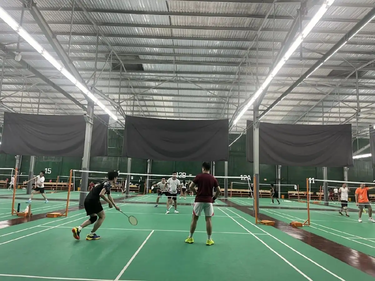 Sân Cầu Lông Phú Thuận