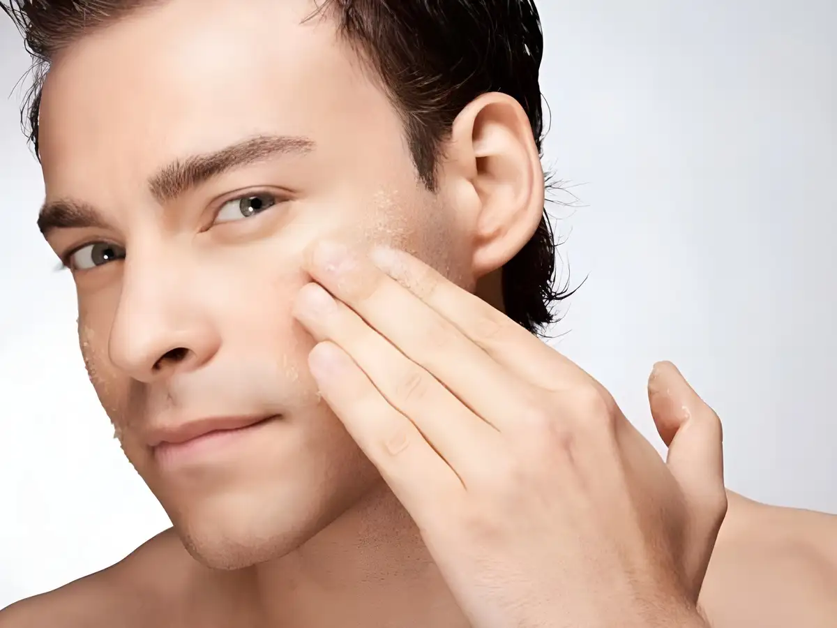 Bước đặc trị vào buổi tối chính là vũ khí chủ lực giúp cải thiện mụn