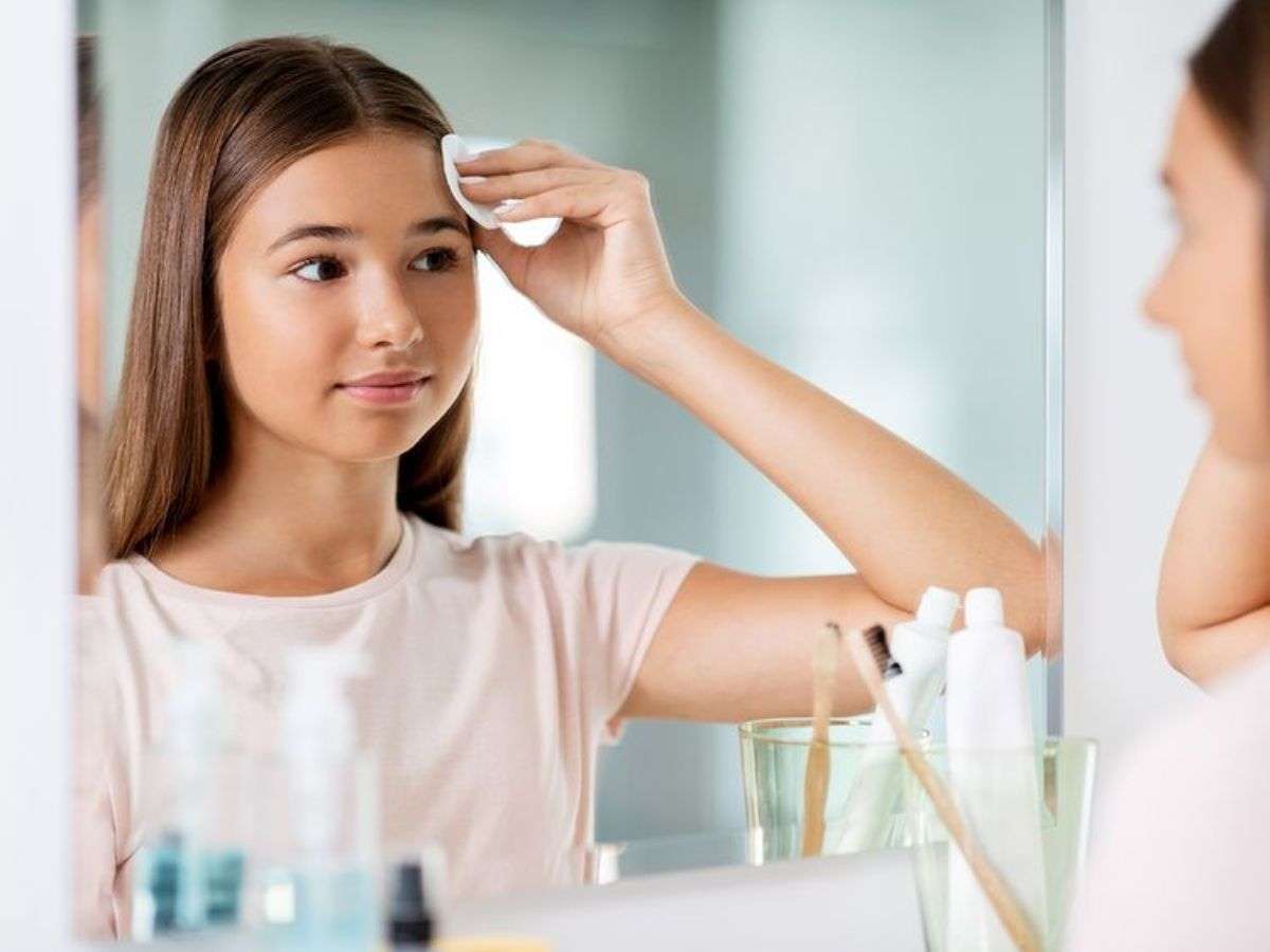 Làm sạch da sai cách gây mụn, to lỗ chân lông và khiến da xỉn màu