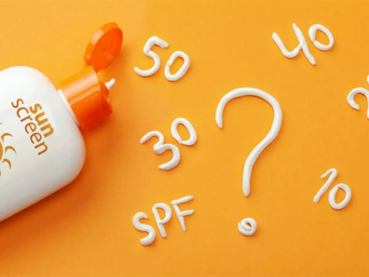 SPF (Sun Protection Factor) là gì và bao nhiêu là đủ để bảo vệ da?