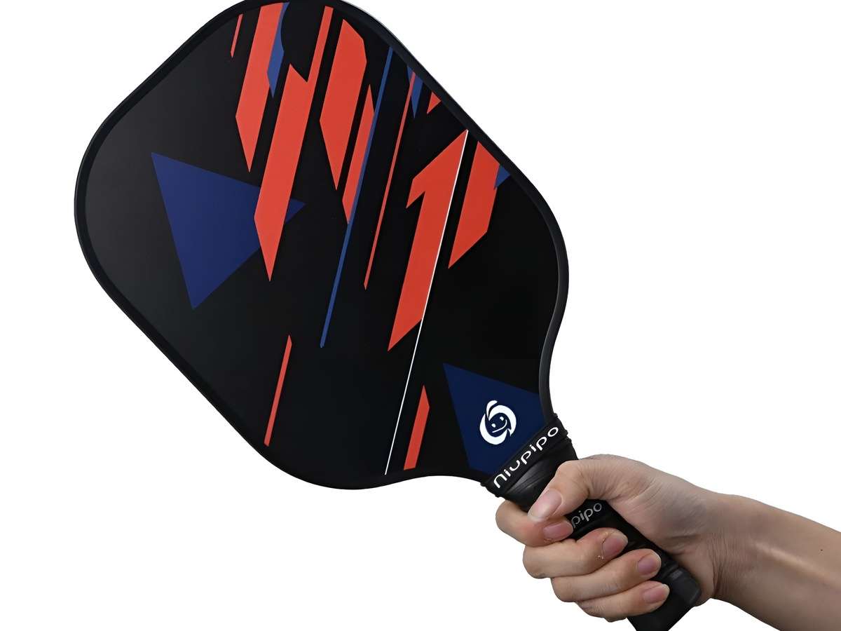 Fiberglass là lựa chọn tuyệt vời cho người mới bắt đầu làm quen với Pickleball