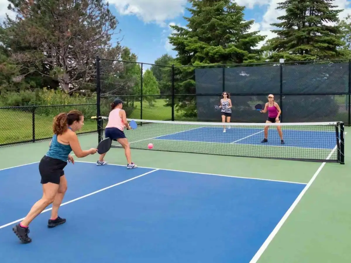 Chiều cao lưới trong Pickleball được quy định rõ ràng