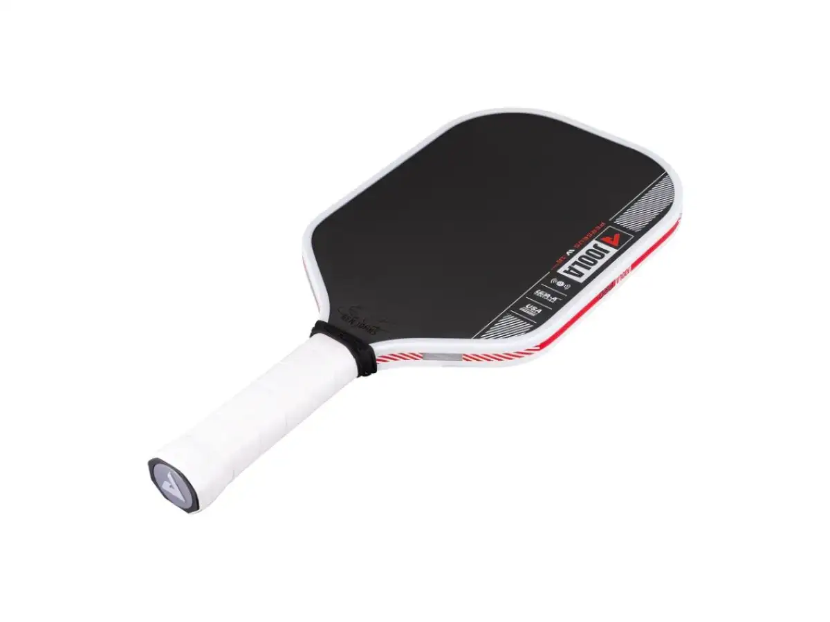 Vợt pickleball 14mm tạo cảm giác nhẹ hơn khi đánh