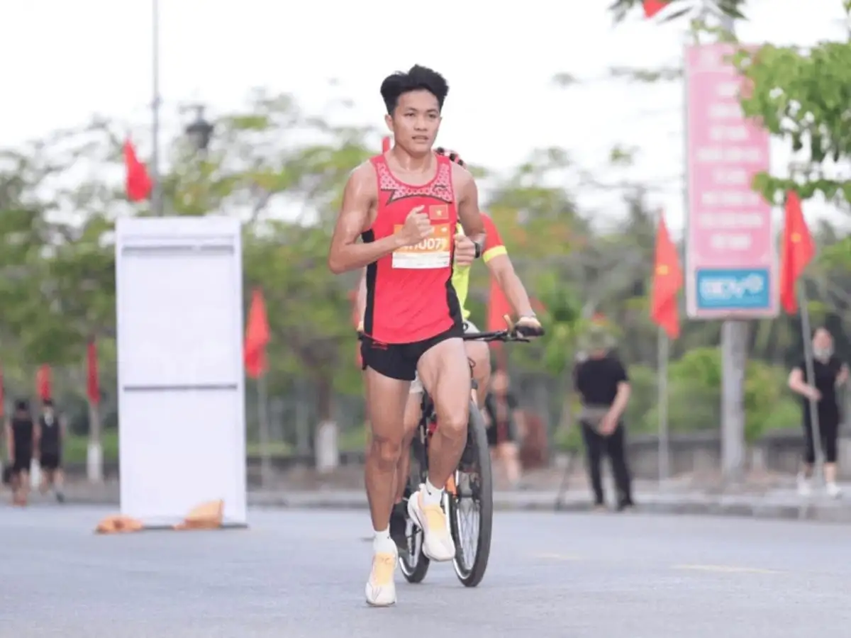 VĐV Lương Đức Phước, tài năng trẻ của điền kinh Việt Nam, tự tin đồng hành cùng Coolmate