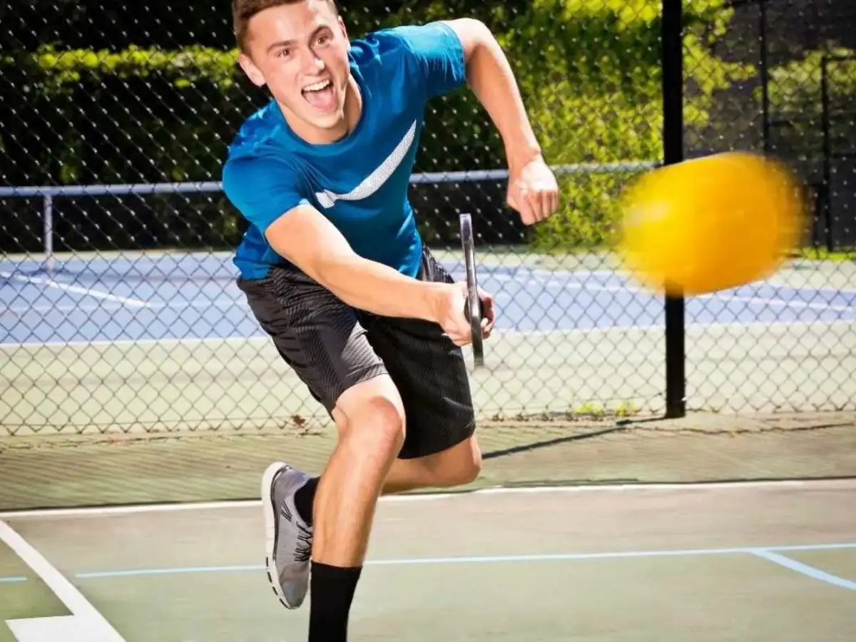 Cú Drive trong Pickleball