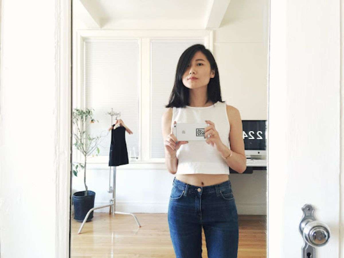 Gợi ý áo croptop cho dáng thấp bé