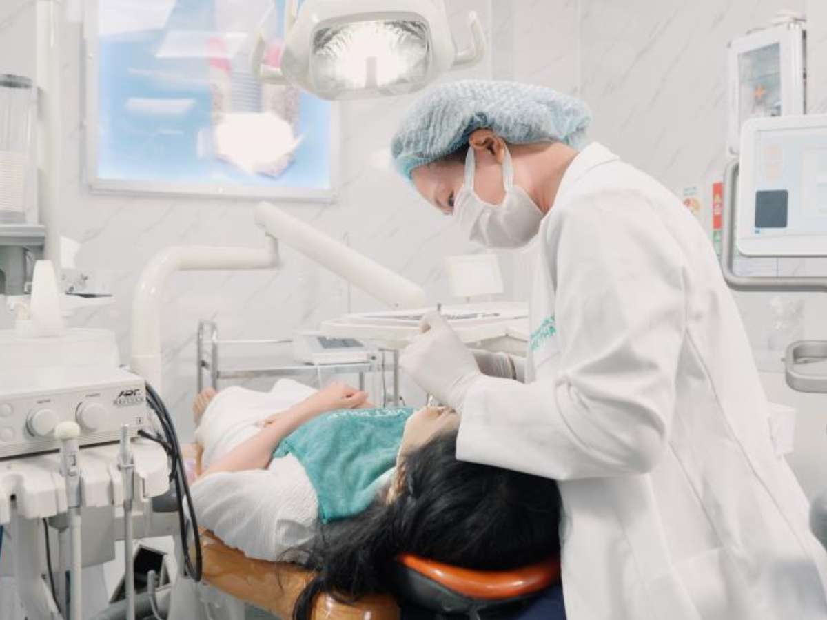 Đính đá răng thường không gây đau nhức
