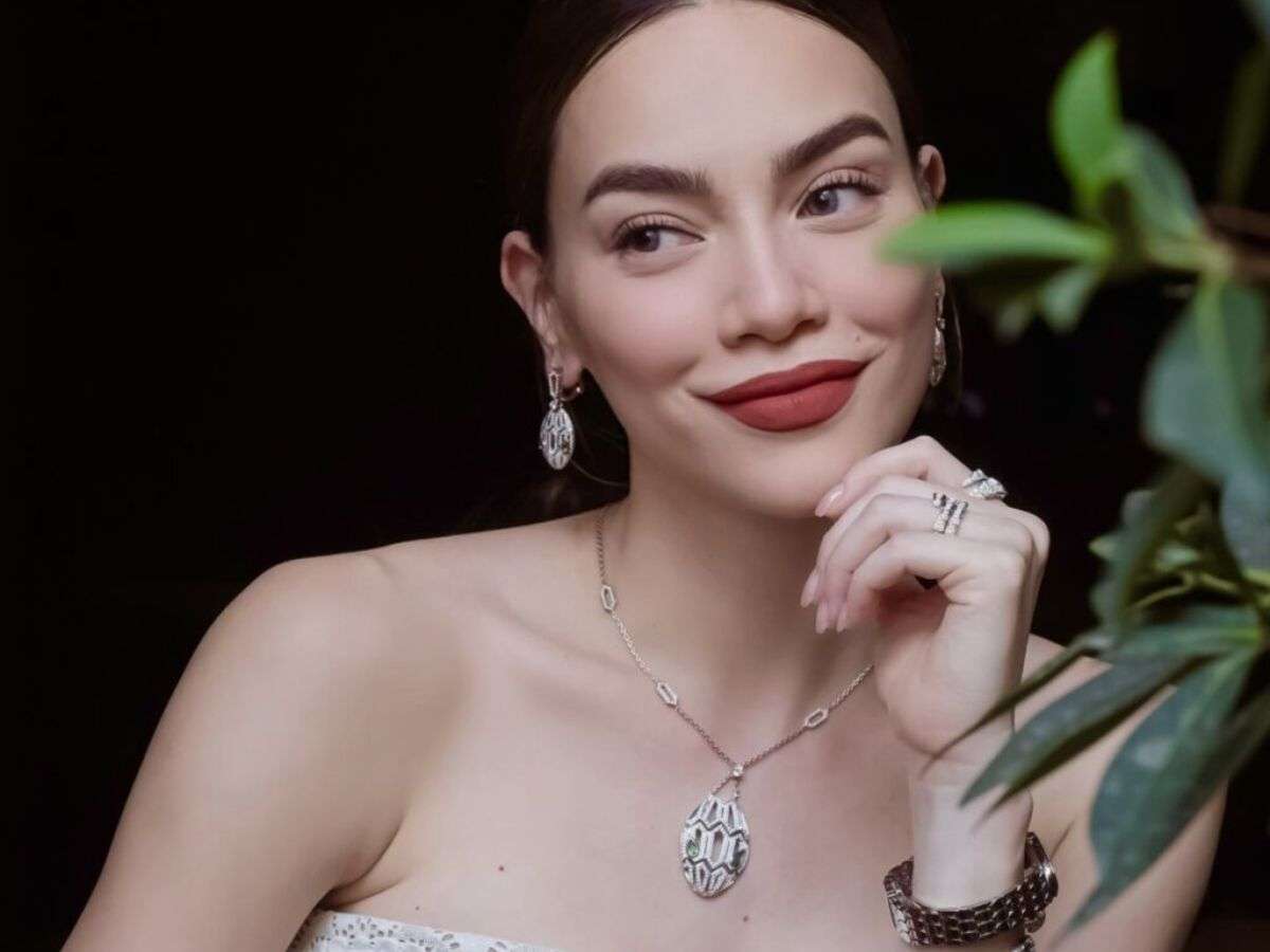 Makeup Tone Hồng San Hô/Đỏ Hồng Quyến rũ và thu hút ánh nhìn