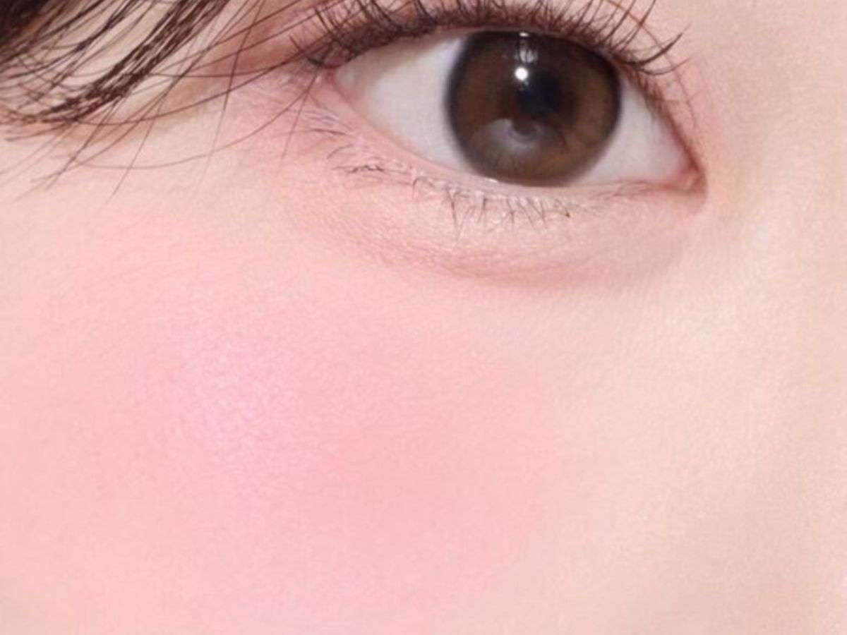 Má hồng ửng nắng Điểm nhấn ngọt ngào cho diện mạo