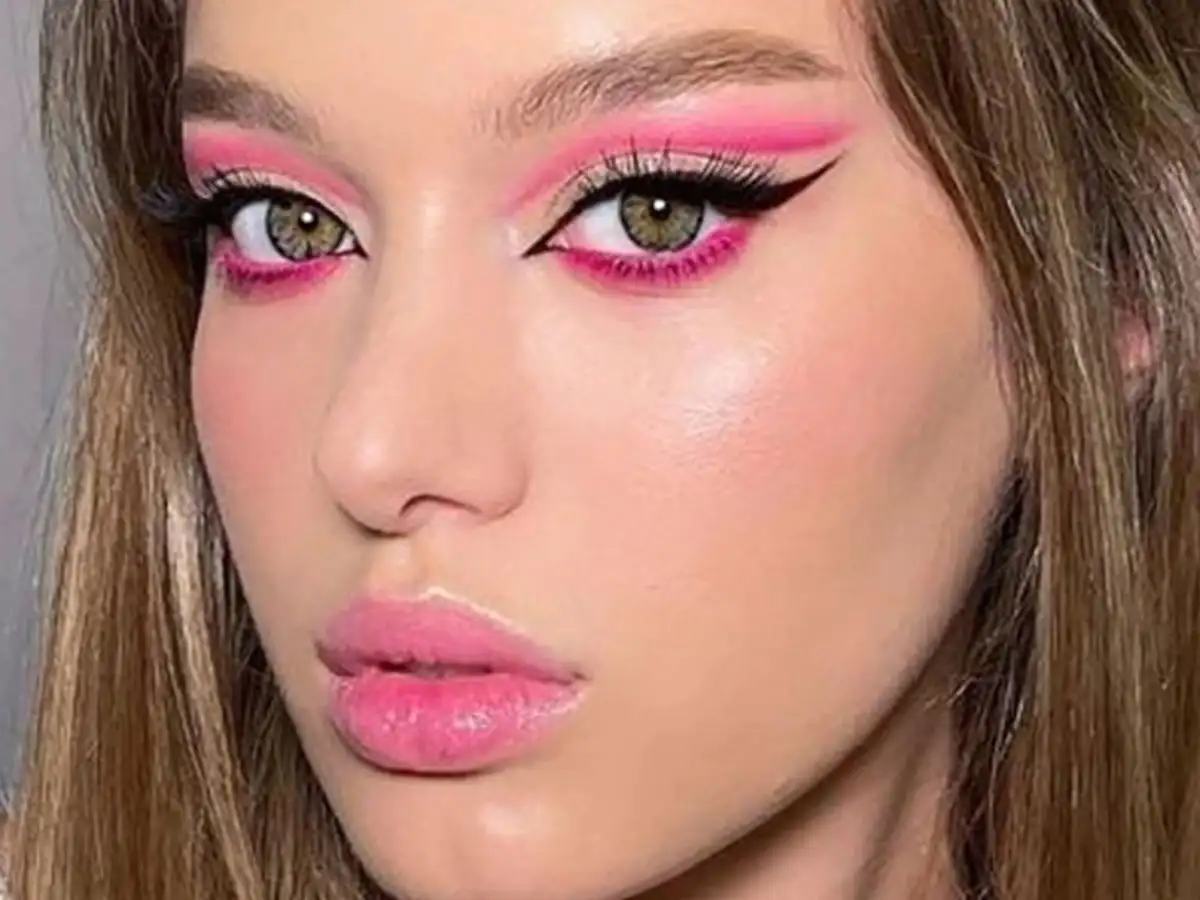 Makeup mắt sôi động, cá tính
