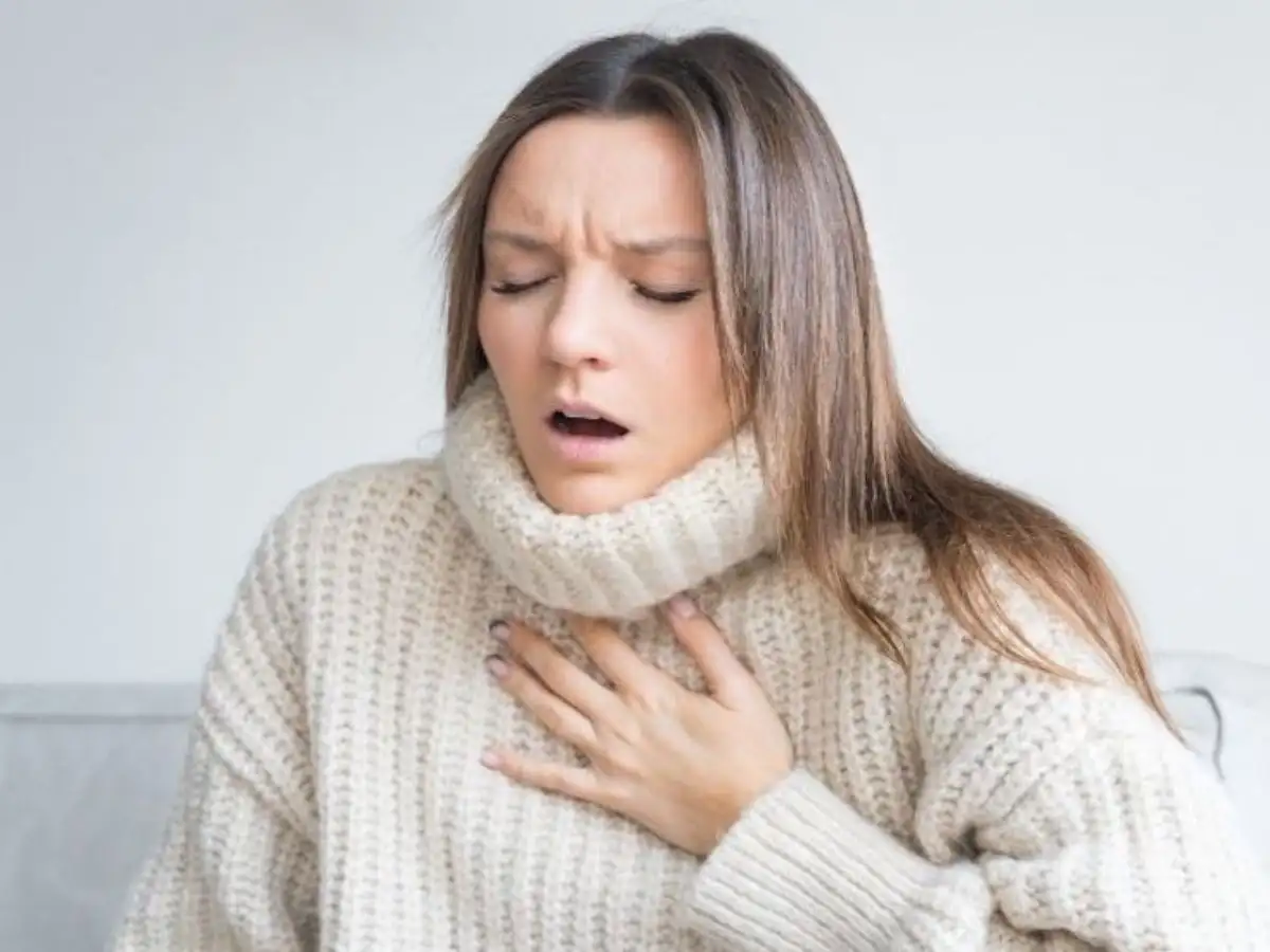 Việc hít phải hơi hóa chất từ thuốc nhuộm trong không gian kín có thể gây ảnh hưởng hệ hô hấp