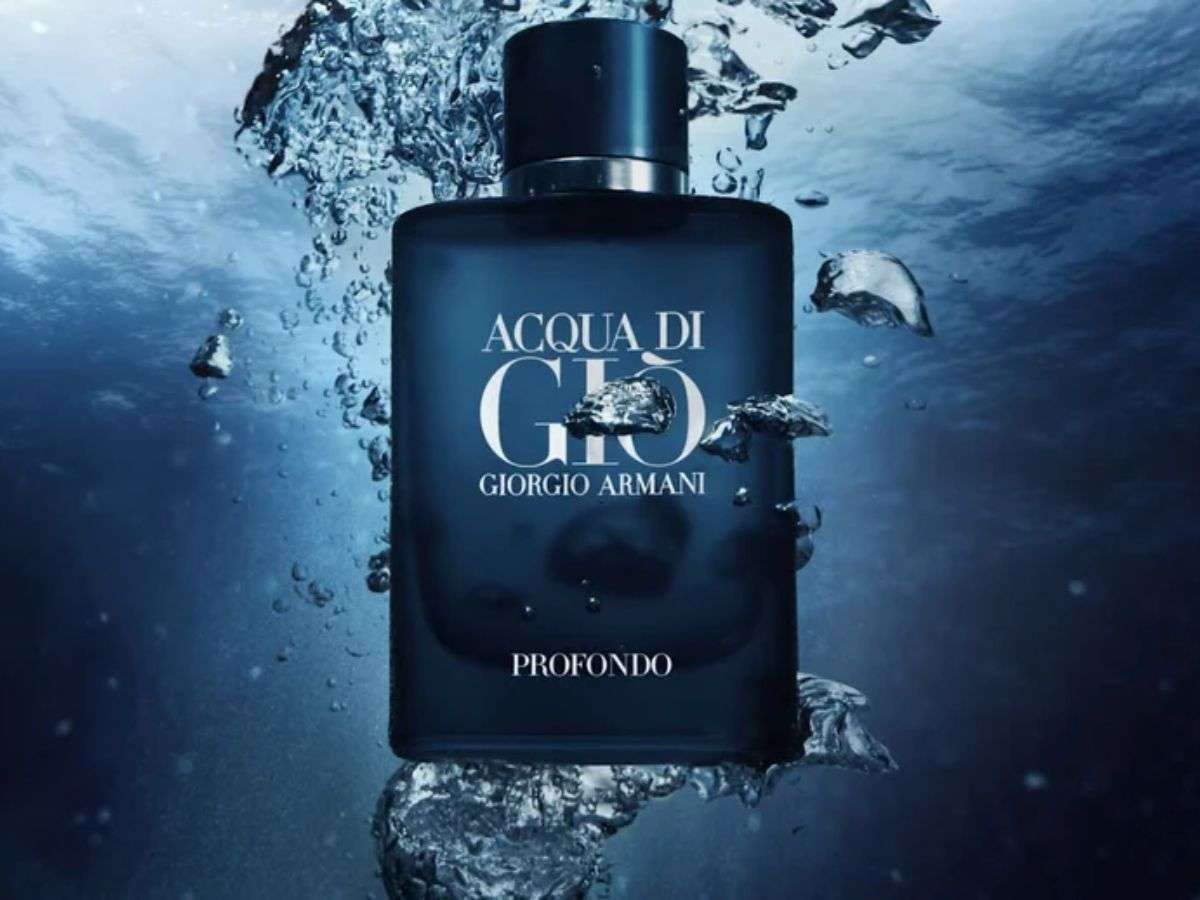 Acqua Di Gio Profondo giống như một làn sóng xanh mát đầy sảng khoái