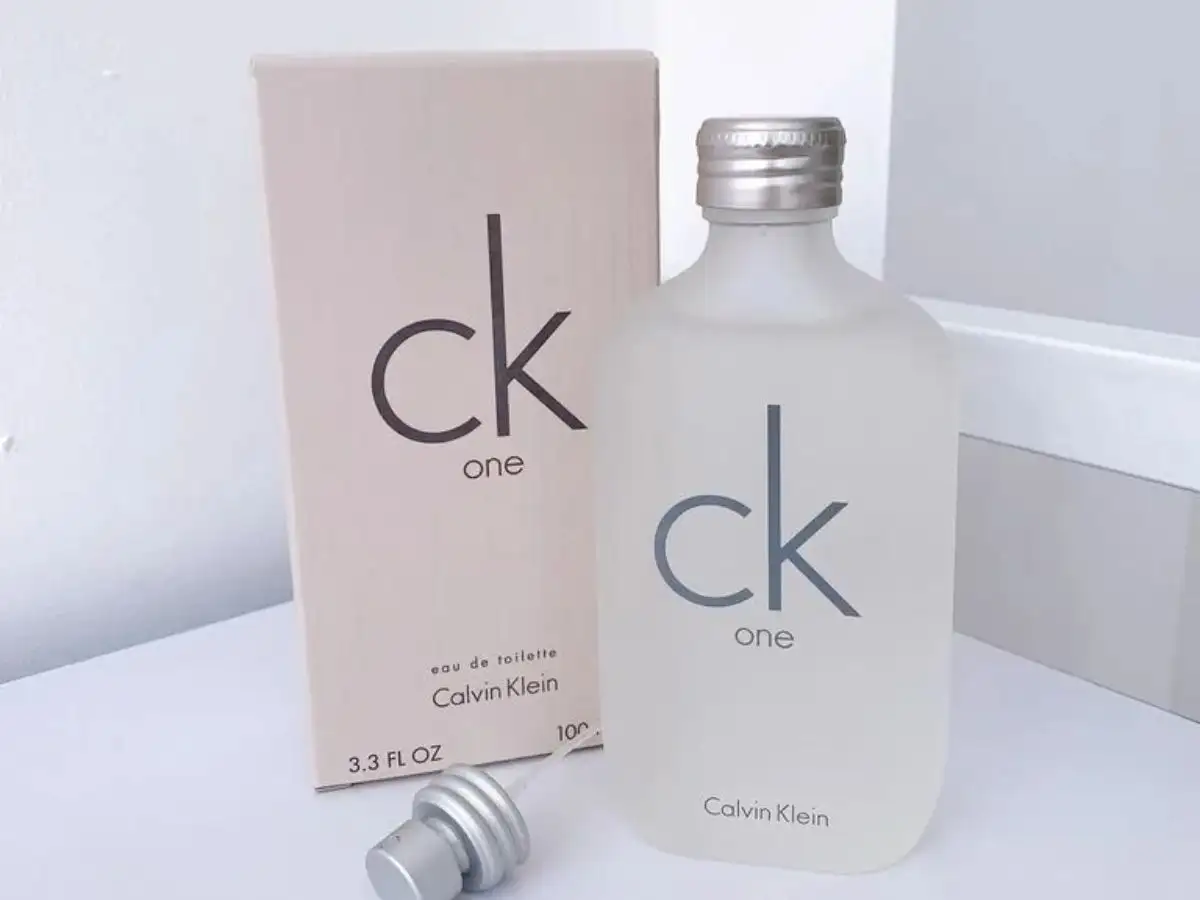 CK One từ Calvin Klein là dòng nước hoa unisex huyền thoại