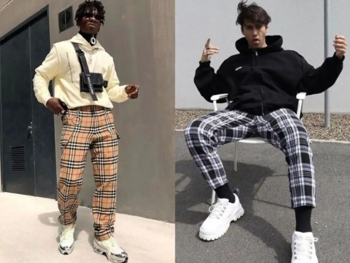 Công Thức 2: Cá Tính & Bụi Bặm với Áo Hoodie/Sweatshirt