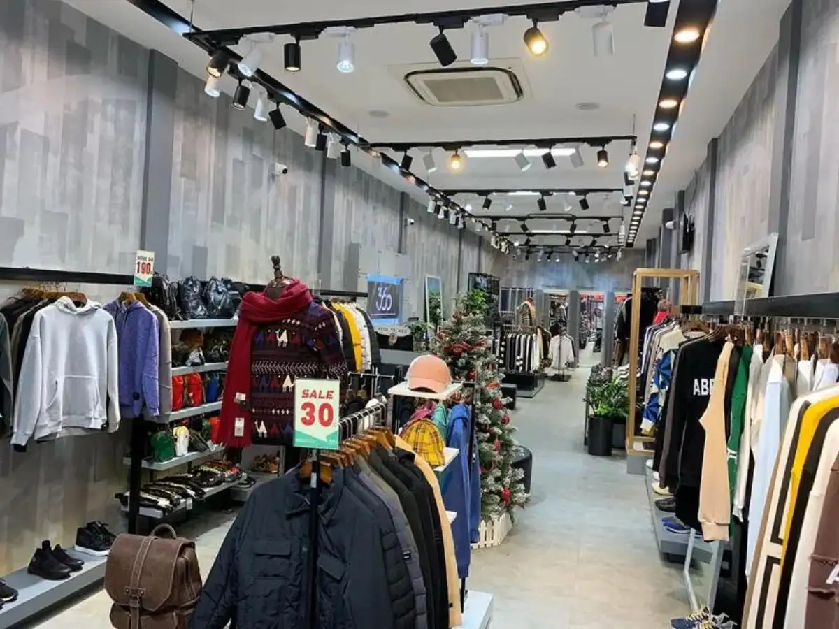360 Boutique cung cấp các mẫu áo parka nam hướng đến phong cách năng động, hiện đại