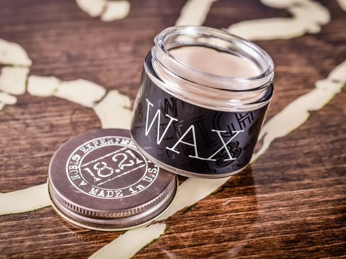 Độ giữ nếp của wax dao động từ cao đến rất cao