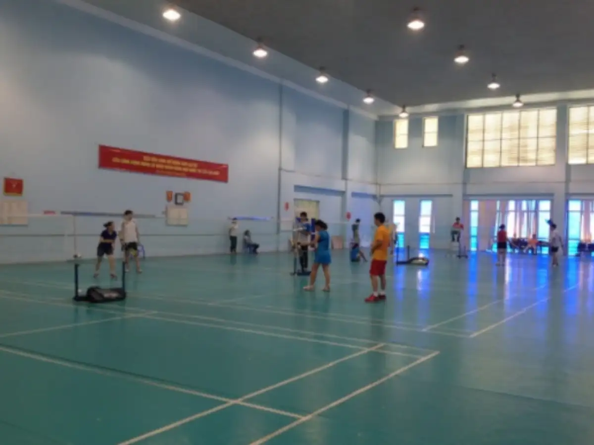 Sân Cầu Lông Quán Thánh sở hữu nhiều ưu điểm