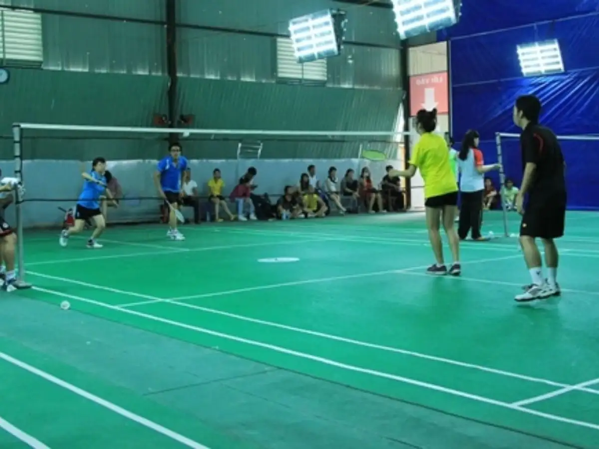 Sân cầu lông Hoàng Phi Quận 6