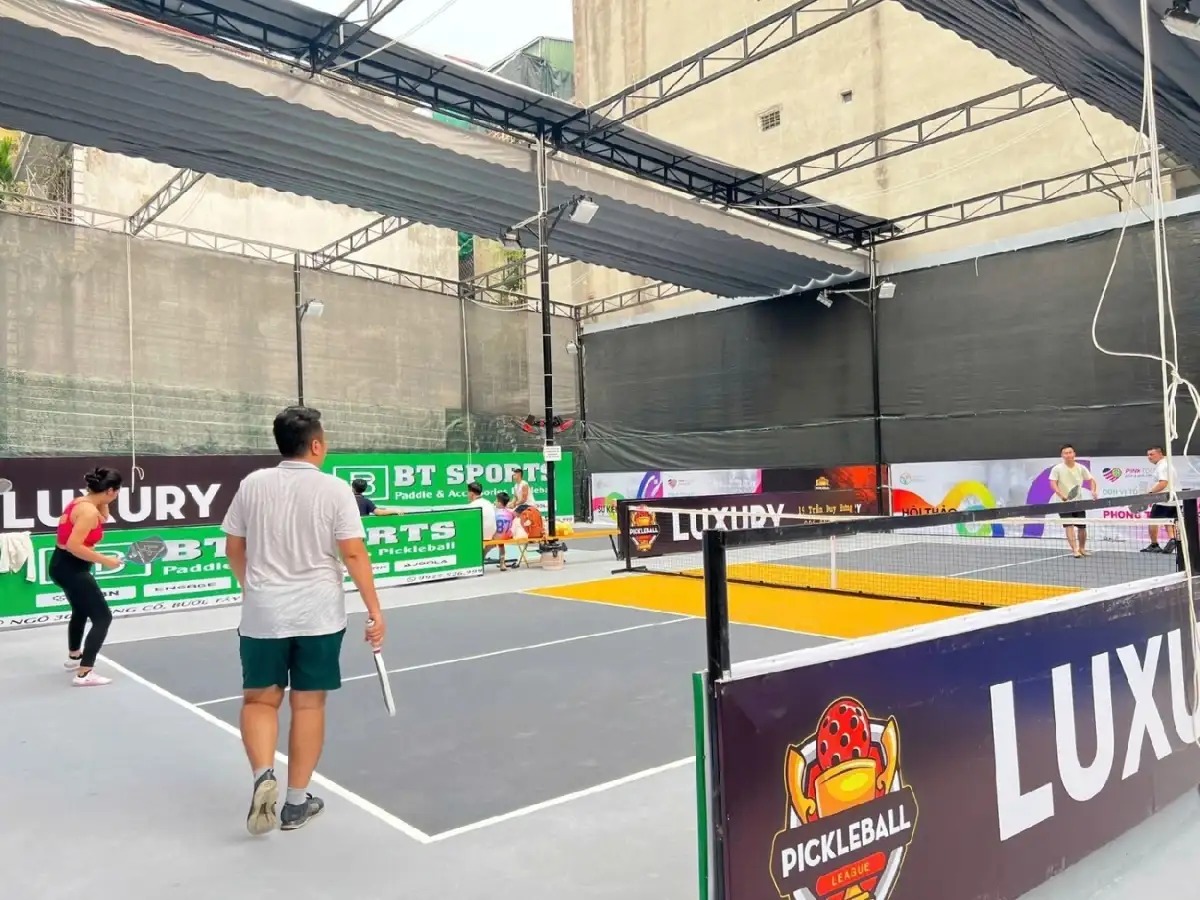 Sân Pickleball Luxury tại Cầu Giấy