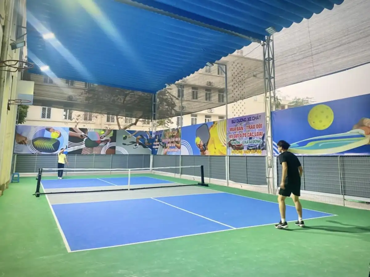 Sân HNMU Pickleball tại Cầu Giấy 