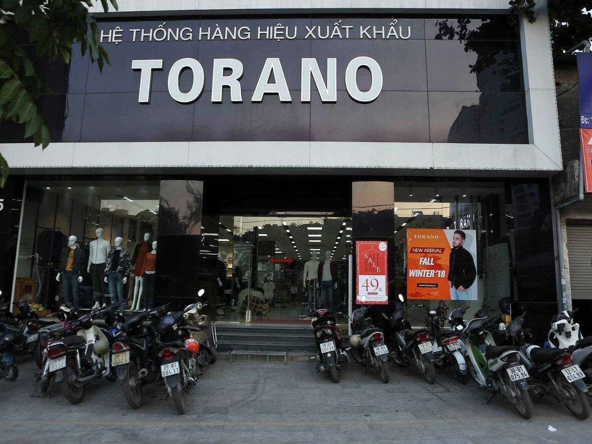 Torano gây ấn tượng với phong cách lịch lãm pha chút hiện đại