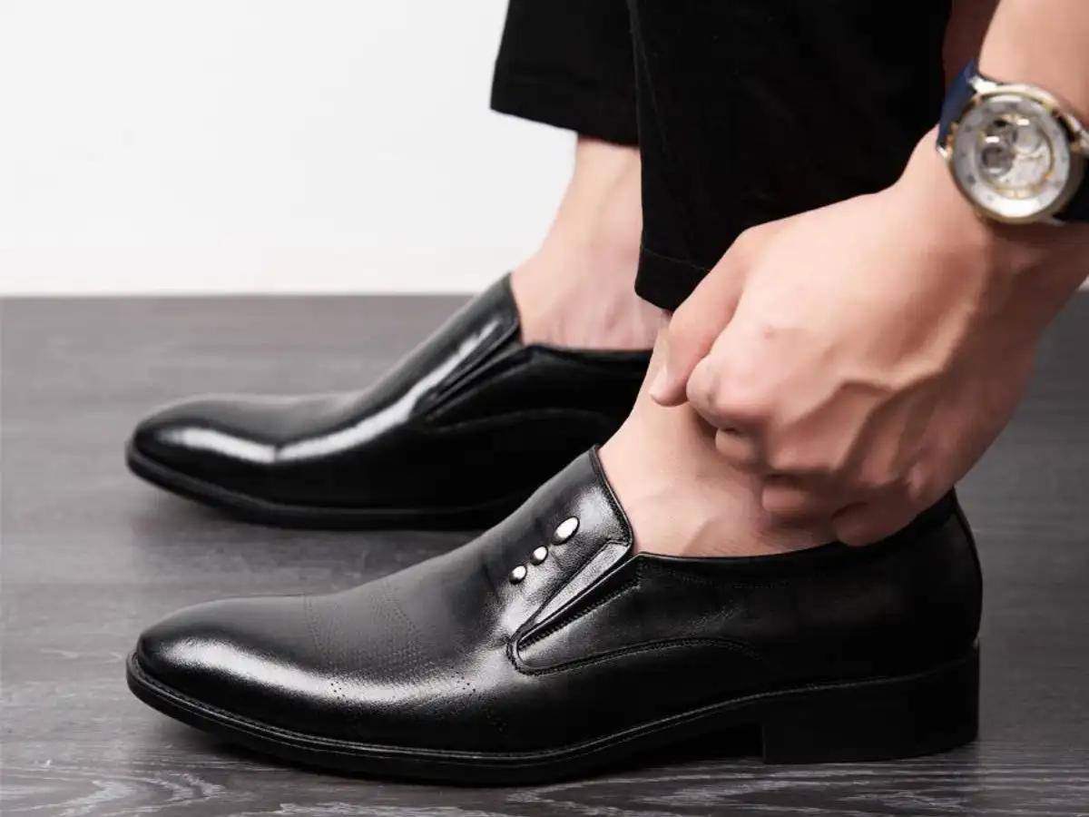 Chọn size giày tây chuẩn xác là cực kỳ quan trọng
