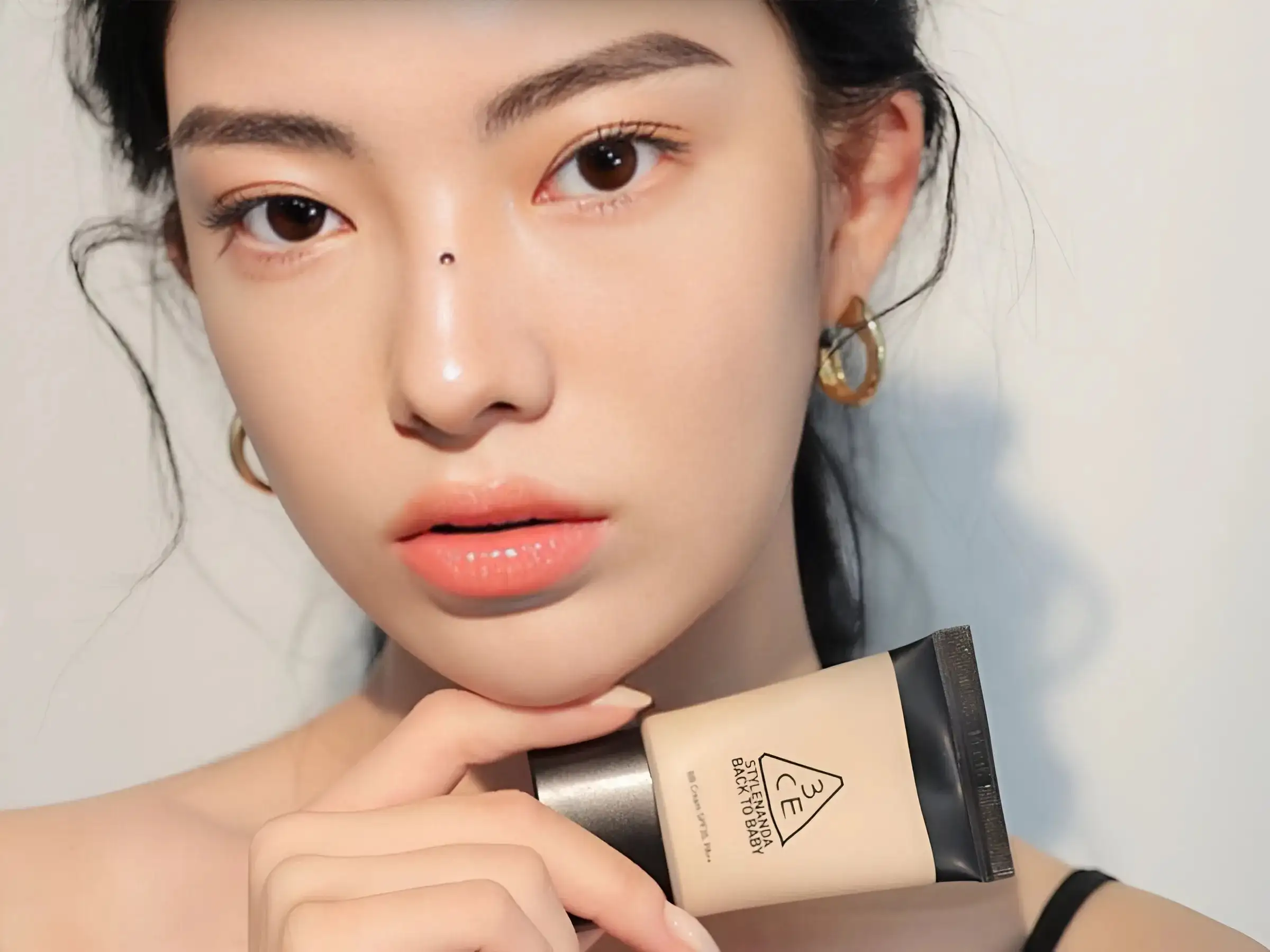 Kem Nền Dùng Khéo Một Chút Là Được Lớp Lót Luôn