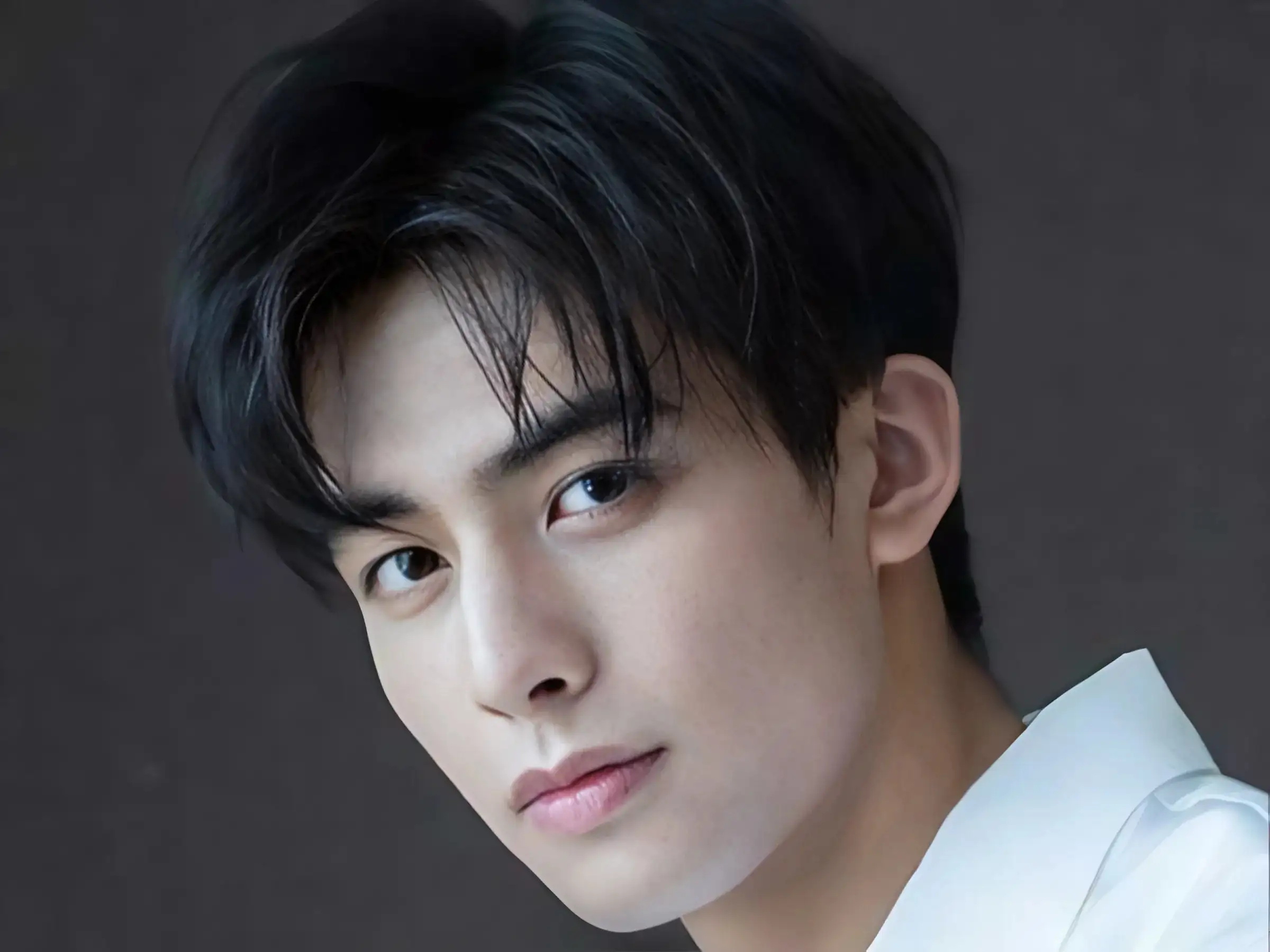 Kiểu tóc Side Part Undercut để gáy