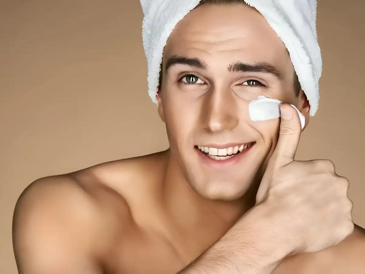 Quy trình chăm sóc da cơ bản cho nam giới buổi tối
