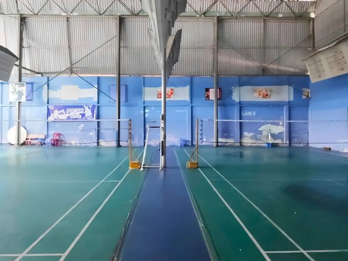 Sân cầu lông Trương Quyền là một trong những lựa chọn nổi bật tại Quận 3