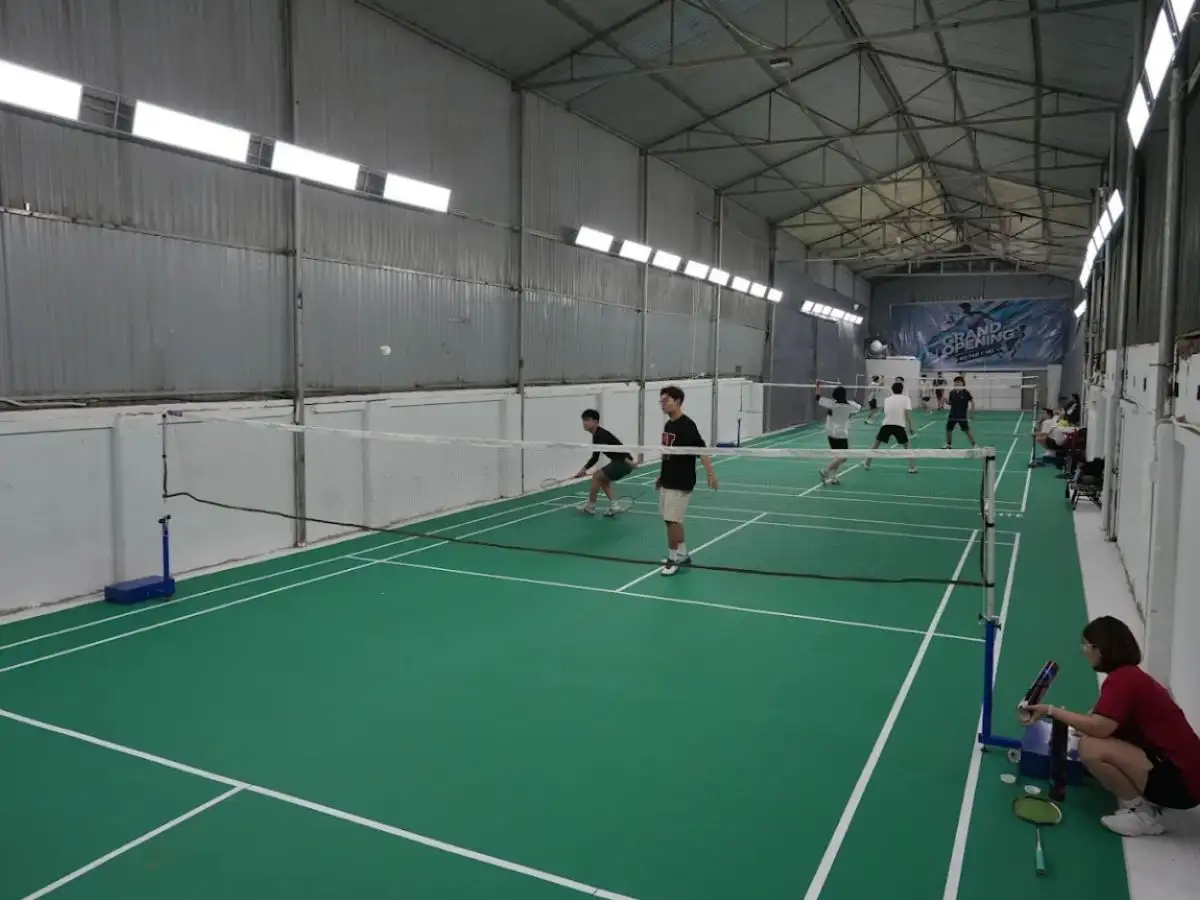 Sân cầu lông 402 Phúc Diễn