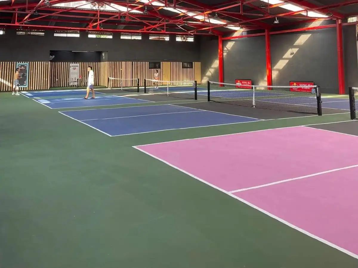 Sân Song Hà Pickleball là đáng cân nhắc nếu bạn đang tìm kiếm không gian chơi rộng rãi
