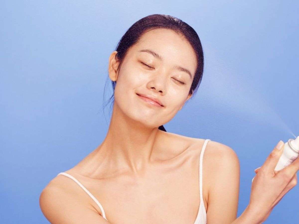 Xịt khoáng sẽ giúp làm dịu cảm giác khó chịu ngay lập tức