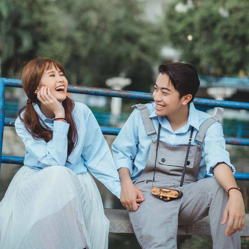 Cris Phan và Mai Quỳnh Anh thông thường đăng lên những khoảnh tự khắc niềm hạnh phúc cùng nhau bên trên social 