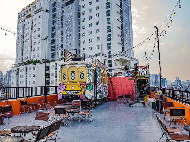 quan-cafe-view-dep-ha-noi-dip-le-30-04