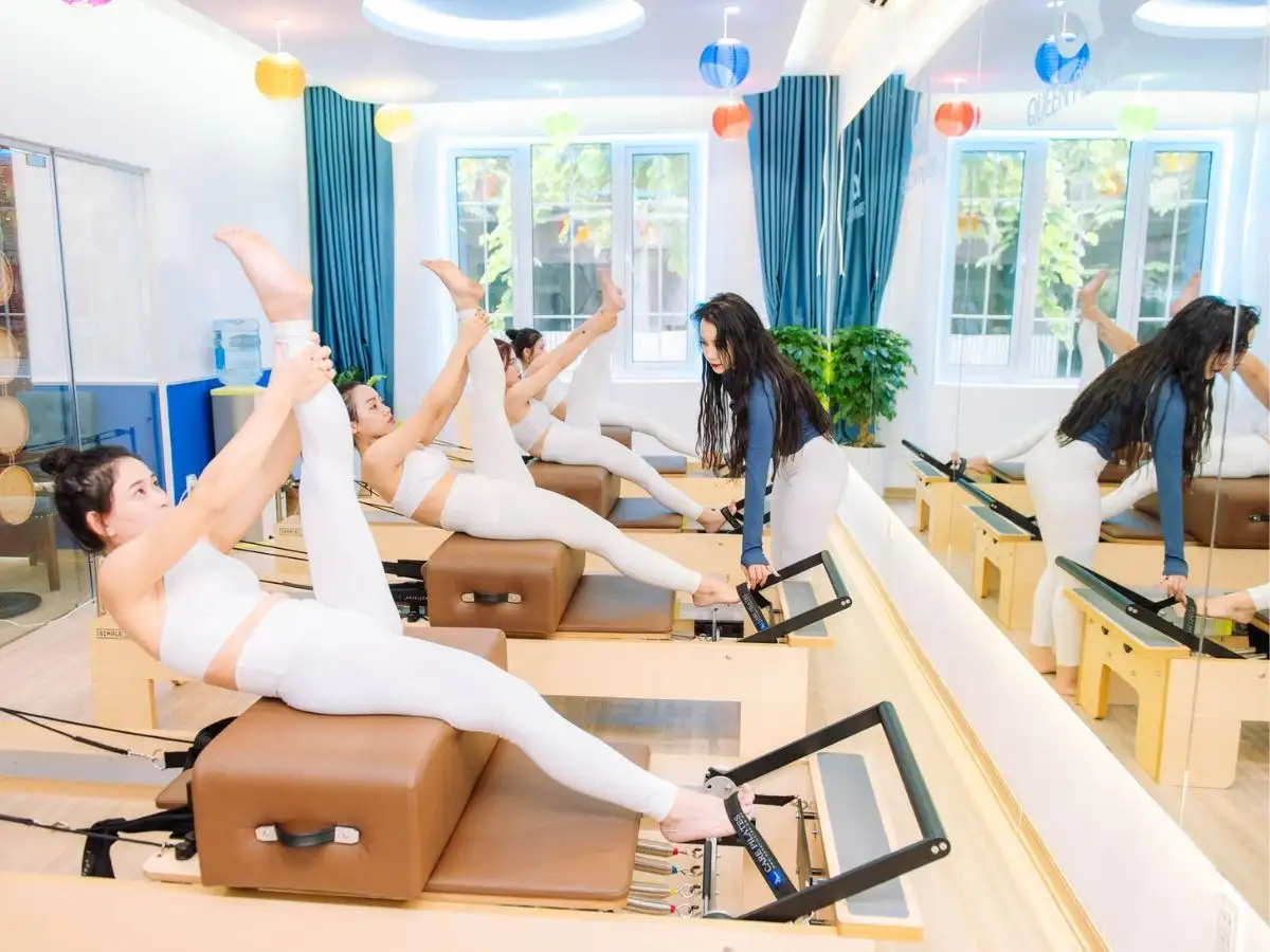 Tập pilates theo nhóm nhỏ tại Hà Nội