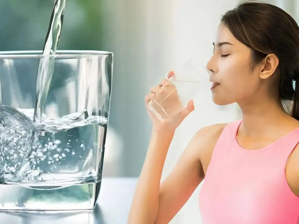 Tu nước liên tục gây nên tình trạng thừa chất, giảm khả năng di chuyển