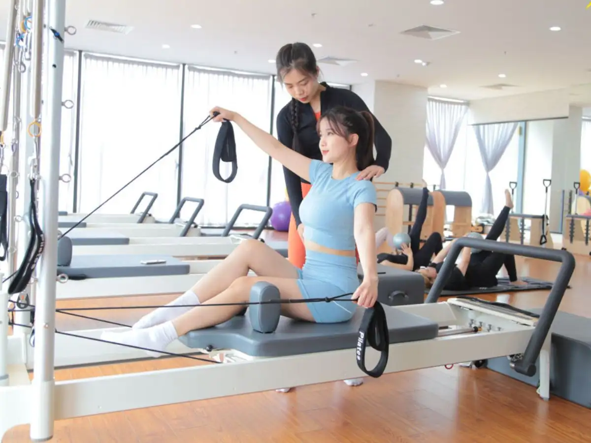 SUN Pilates là phòng tập chuyên nghiệp với đội ngũ huấn luyện viên giàu kinh nghiệm