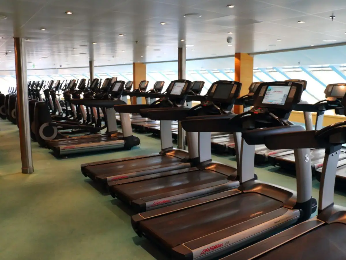 Phòng tập gym Jade Fitness