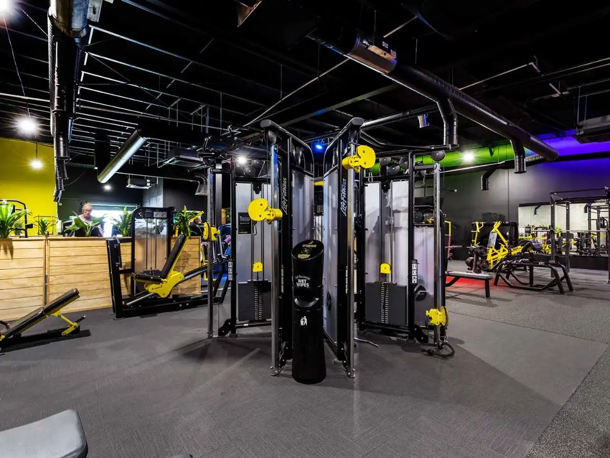 Phòng tập gym Fit24 Fitness & Yoga