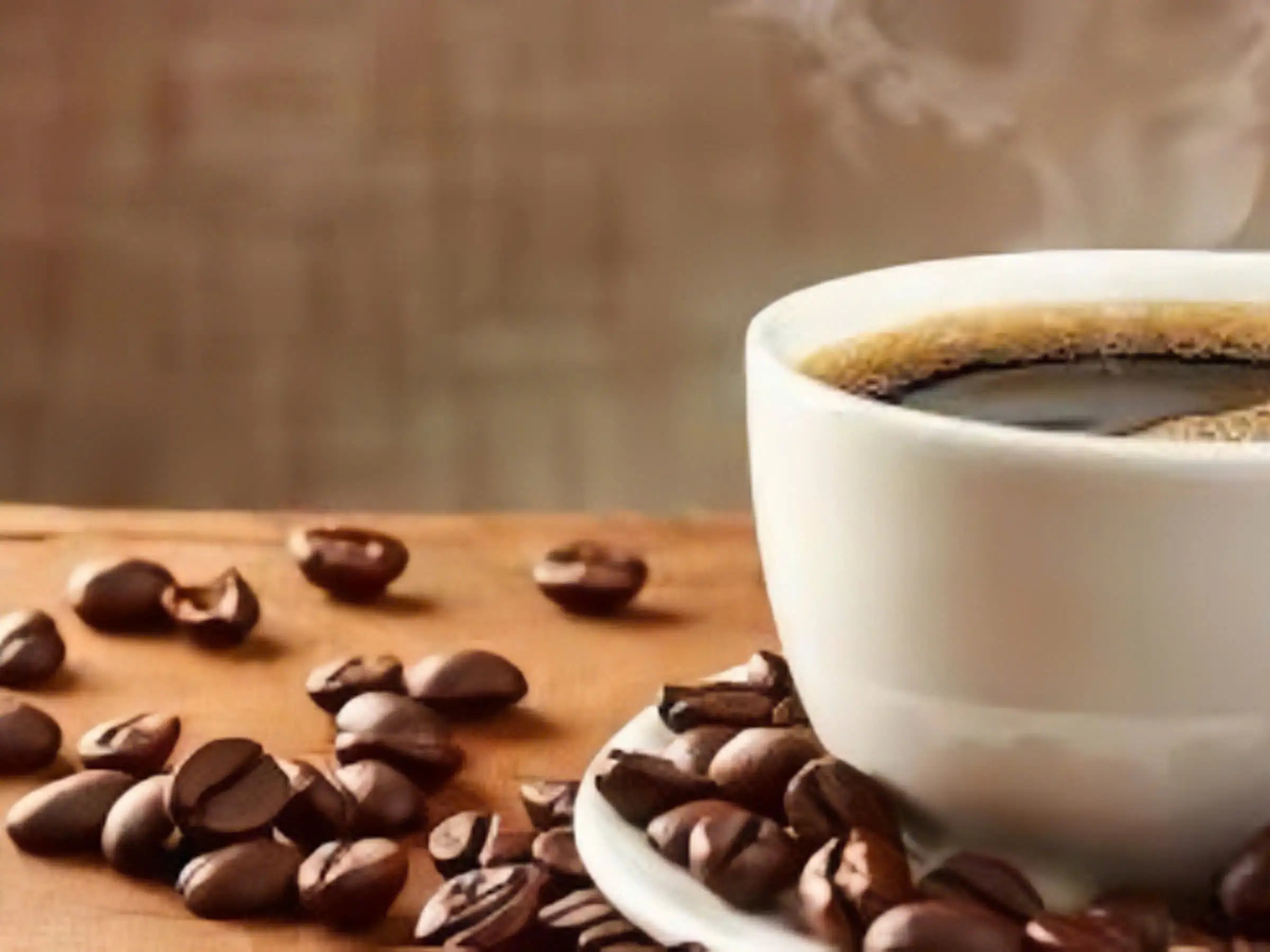 Không nên uống Caffeine trước khi chạy tránh tình trạng mất nước và kích thích ruột