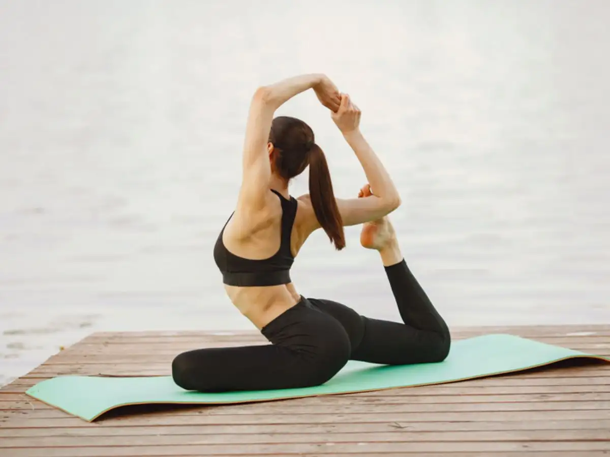 Vì sao yoga được nhiều người yêu thích?