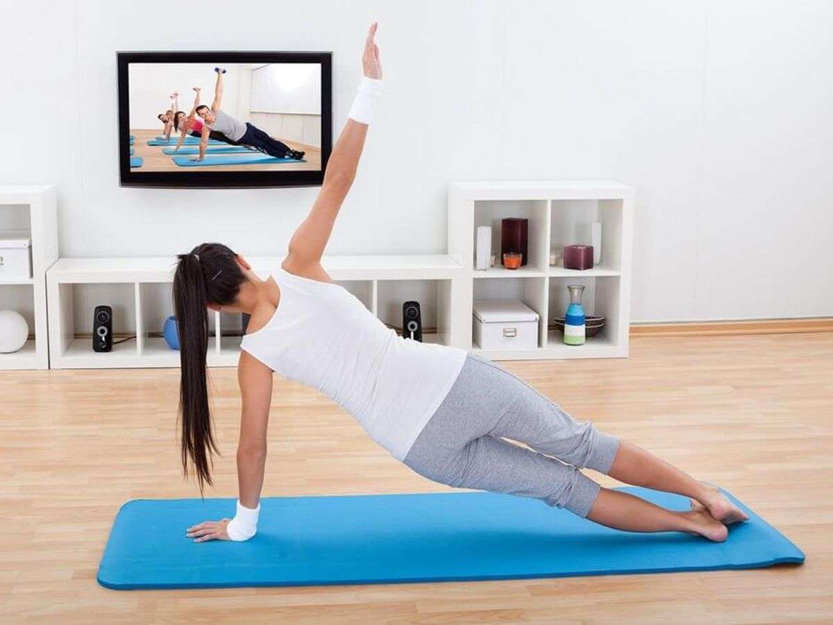 Khi tập tư thế bọ cạp trong yoga, yếu tố an toàn cần được đặt lên hàng đầu