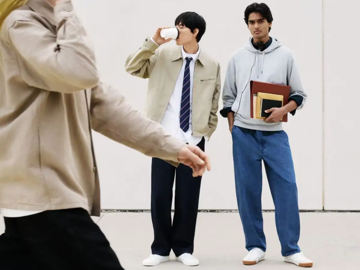 Uniqlo là một thương hiệu lâu đời của Nhật với các mẫu quần jean có độ bền cao theo năm tháng
