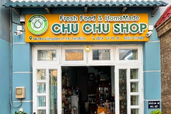 Tiệm đồ ăn vặt nhà Chu Chu