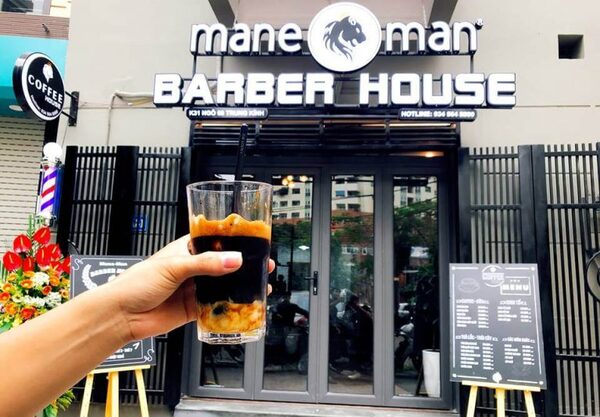 Đến Mane Man Barber House cắt tóc còn được uống cafe ngon 