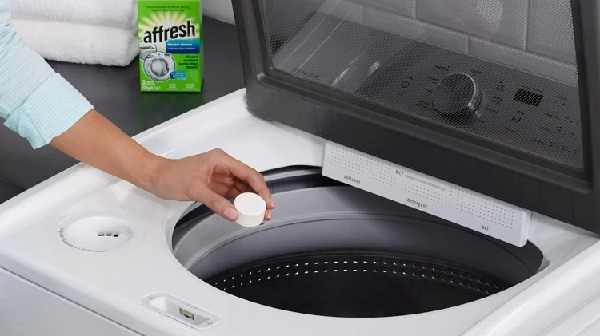 Vệ sinh máy giặt thường xuyên chính là một trong những cách bảo quản tốt nhất